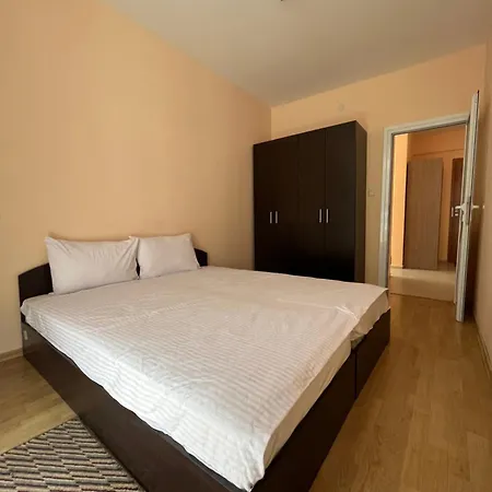 Apartmán Pirop City Sluneční pobřeží