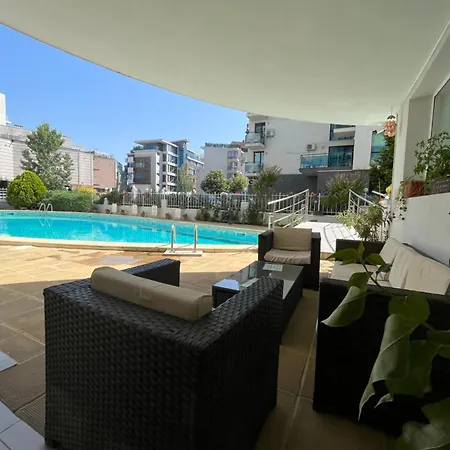 Apartmán Pirop City Sluneční pobřeží